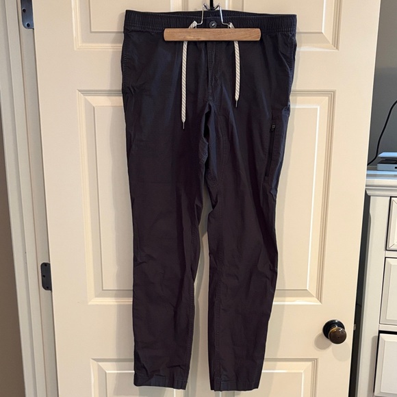 Vuori Other - Vuori Charcoal Drawstring Jogger Pants